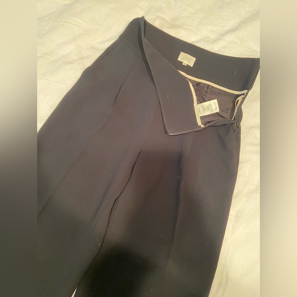 Aritzia - Wilfred - wide leg trousers. Japanese silk. Size 4. - Picture 4 of 4